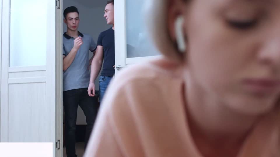 video_poster