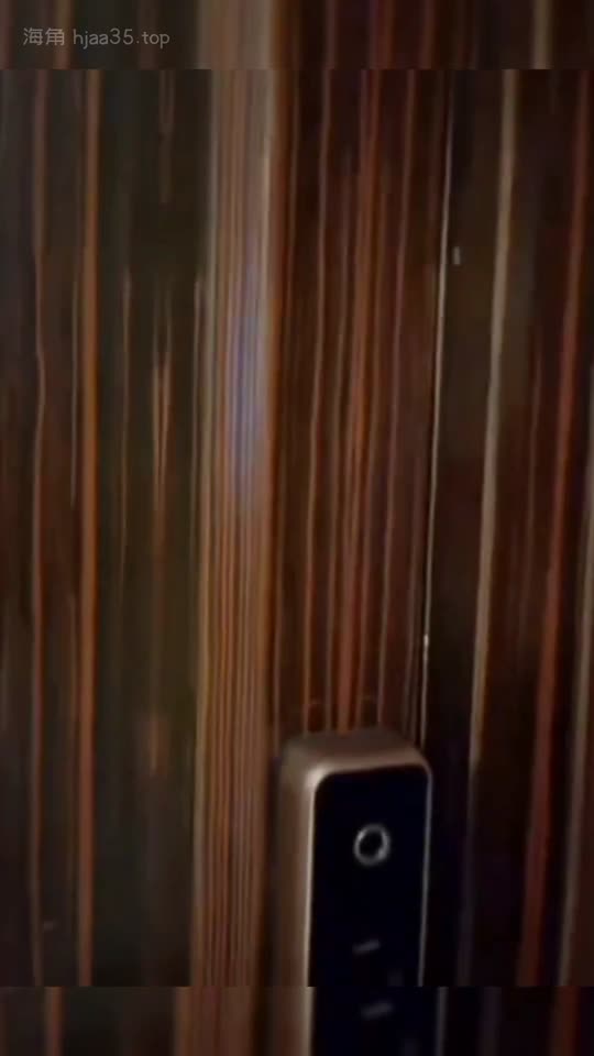 video_poster